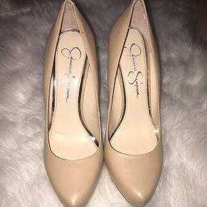 Jessica Simpson Cream Colored Heels